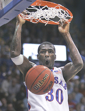 If the Sixers don´t make a trade, they might take a player like Kansas forward Julian Wright with the 12th pick in the draft.