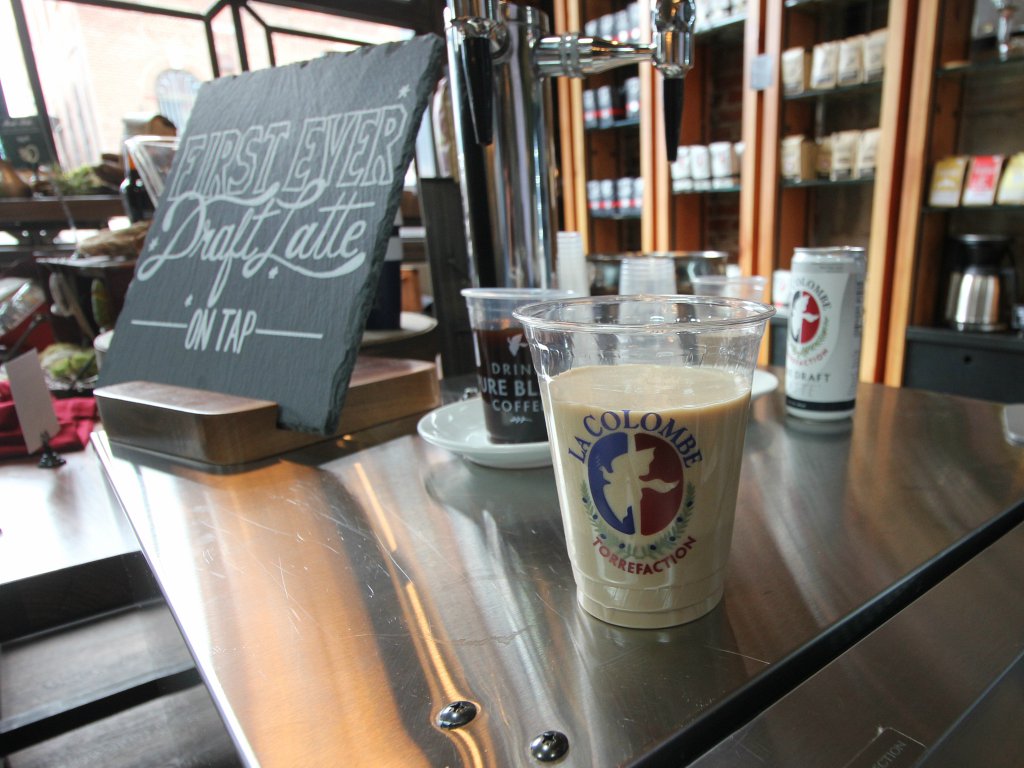 Iced Latte - La Colombe