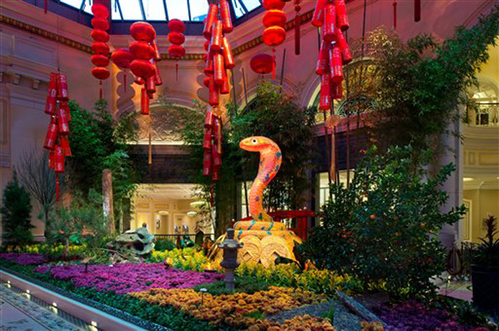 Las Vegas: Feasts and flowers for Lunar New Year