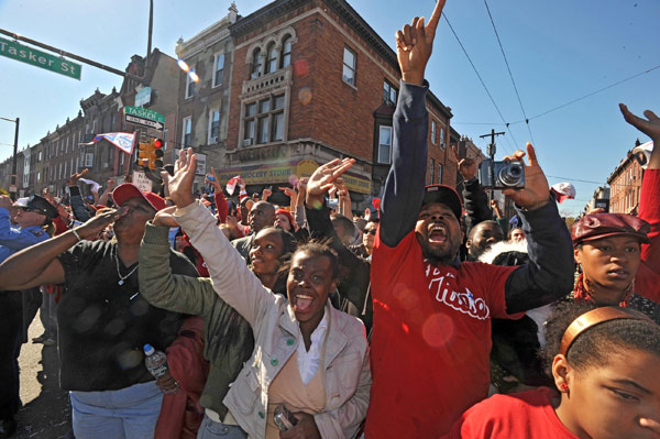 Phillies parade through success-starved city