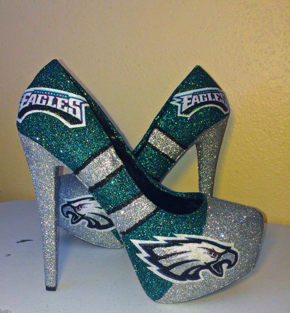 It's Eagles season: Bring on the glitter