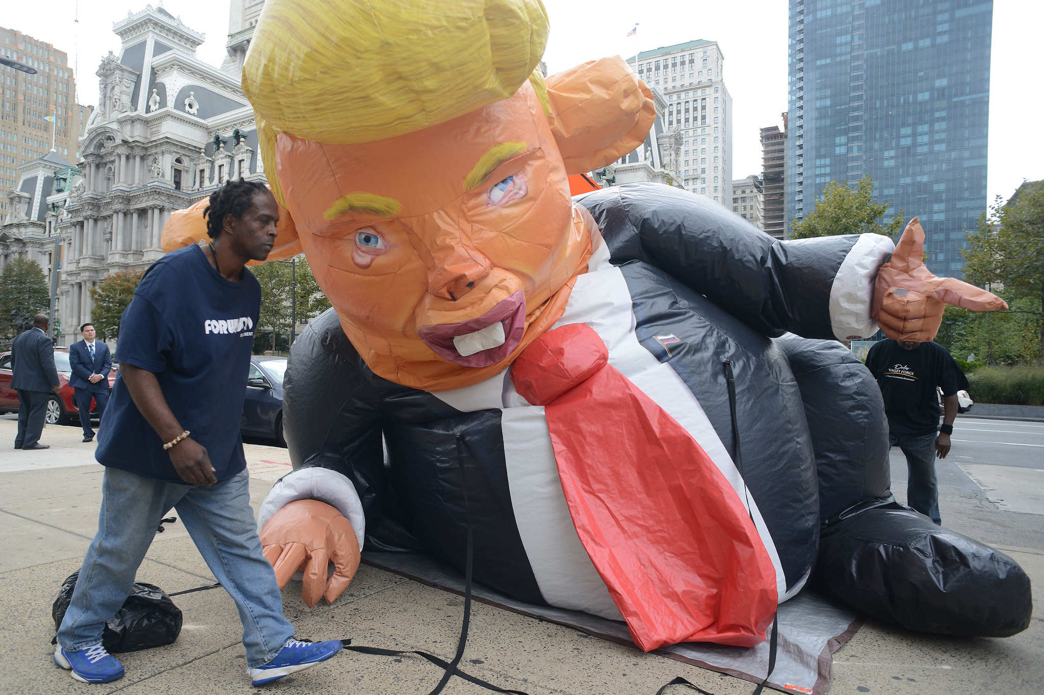 Inflatable Trump Rat Comes To Philly For Rizzos Birthday