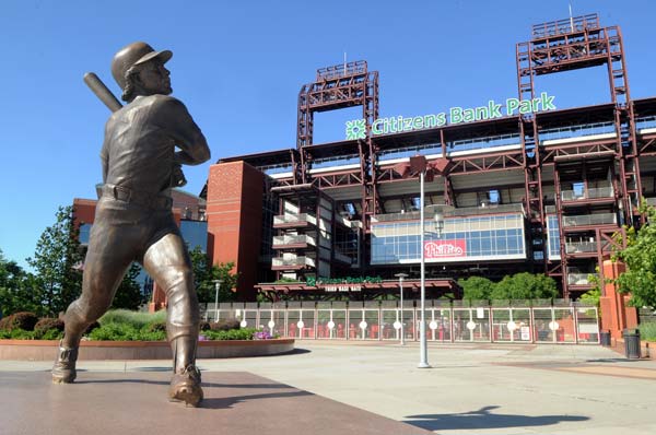 Philadelphia - Citizen's Bank Park - Steve Carlton statue