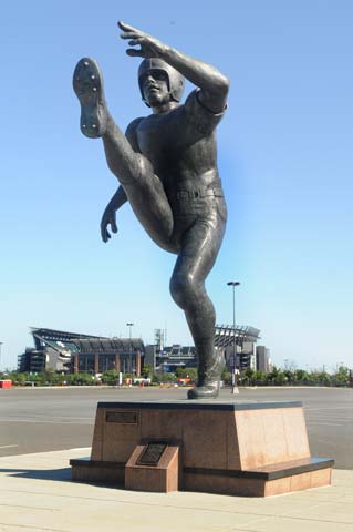 Philadelphia - Citizen's Bank Park - Steve Carlton statue