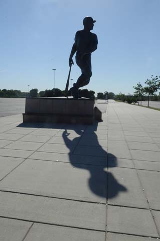 11/08/11, Chuck Bednarik Statue to Be Unveiled at Franklin Field