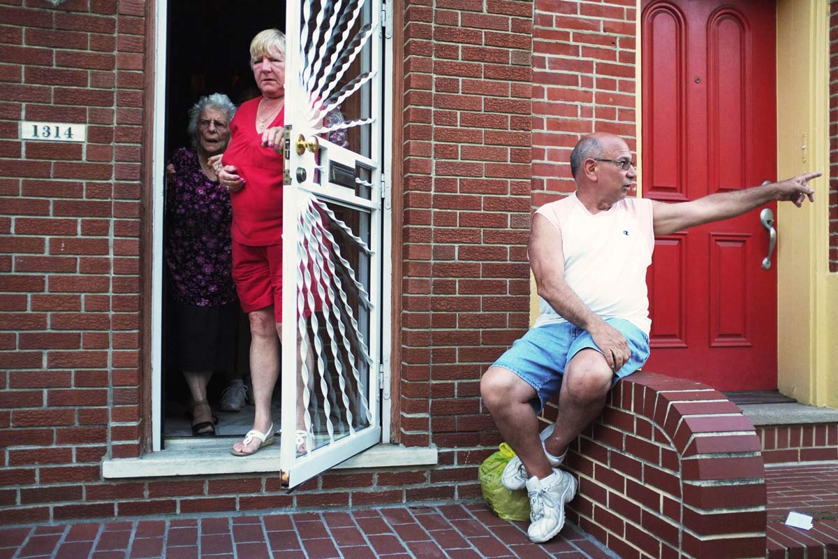 POLL: That place between your front door and the sidewalk — Stoop or Step? - Philly1200 x 800