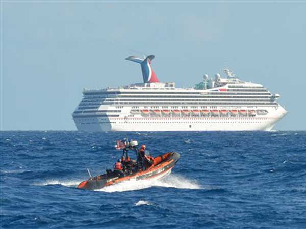 carnivalcruiseship.jpg