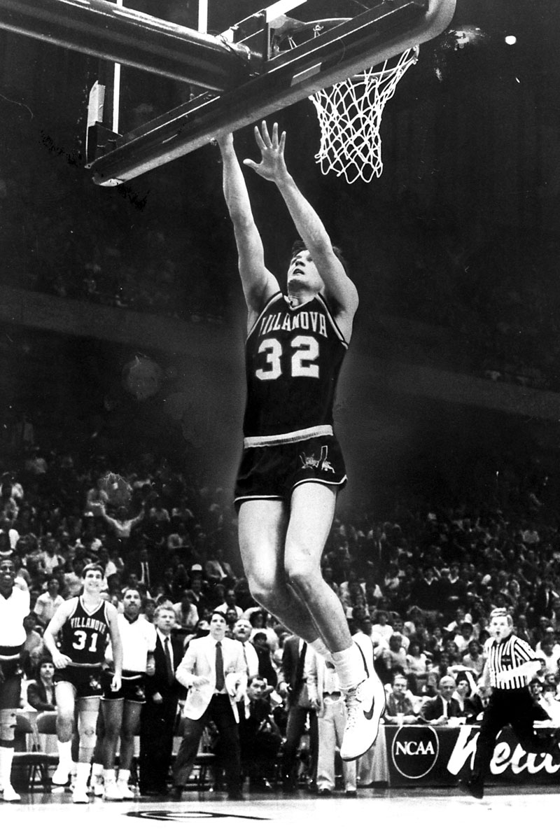 Mark Plansky 35 Years Ago, Villanova Pulled Off An Incredible Upset Over Georgetown ...