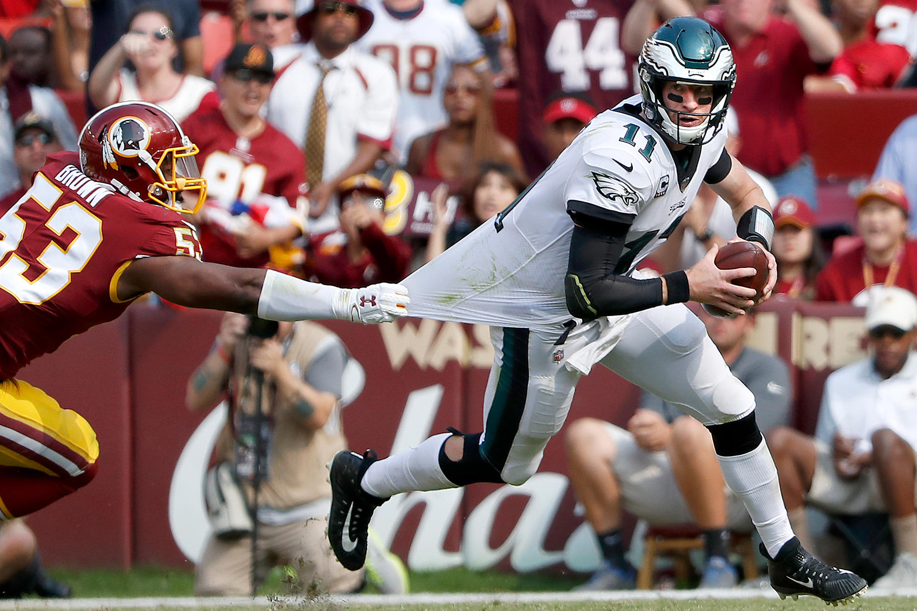 Eagles 34, Giants 29: Nick Foles' TDs clinch playoff bye, but Ronald Darby  and defense flop